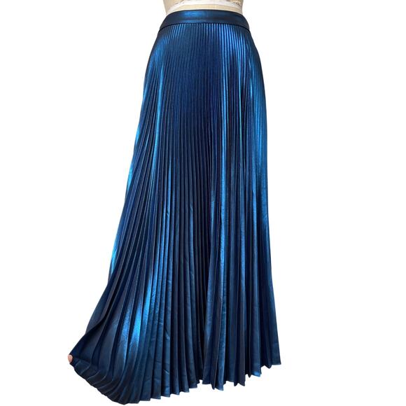 A.L.C. Bobby Blue Metallic Pleated Midi Skirt size 2 With Slit - Picture 3 of 7
